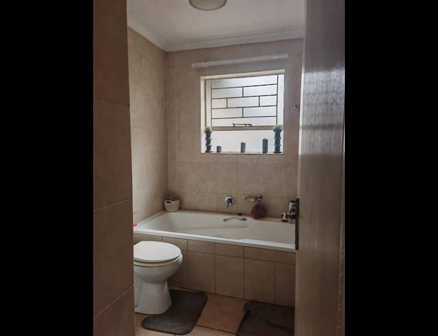 3 BEDROOM PROPERTY TO RENT IN VANDERBIJLPARK SE 3